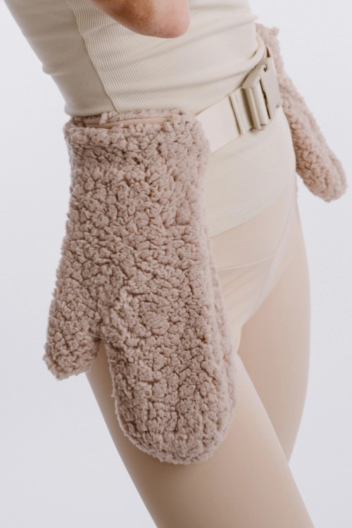 Beige Gloves 2in1 SLEEK&FLUFFY